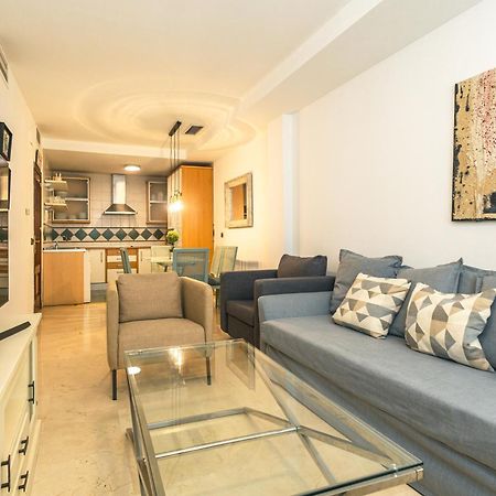 Grande Apartamento Familiar 塞维利亚 外观 照片