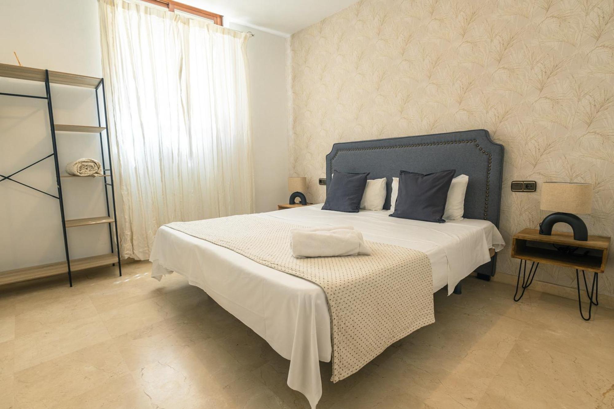 Grande Apartamento Familiar 塞维利亚 外观 照片